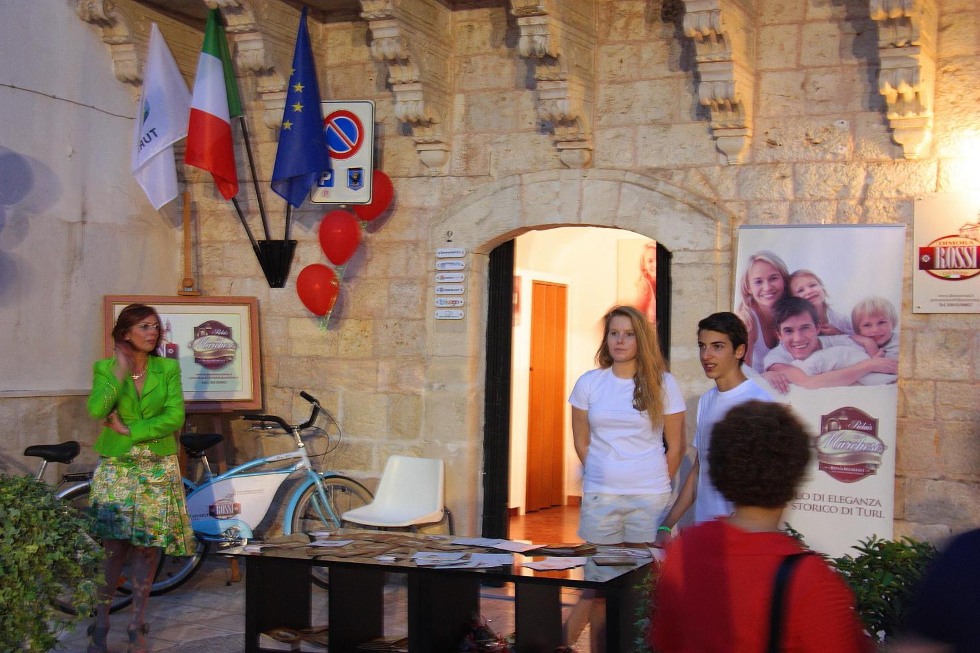 توري Albergo Diffuso Dimora Rossi B&B المظهر الخارجي الصورة