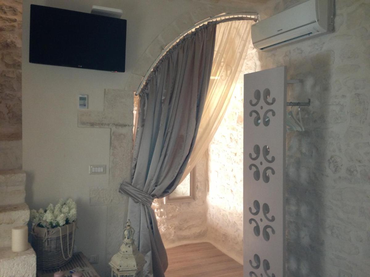 توري Albergo Diffuso Dimora Rossi B&B الغرفة الصورة